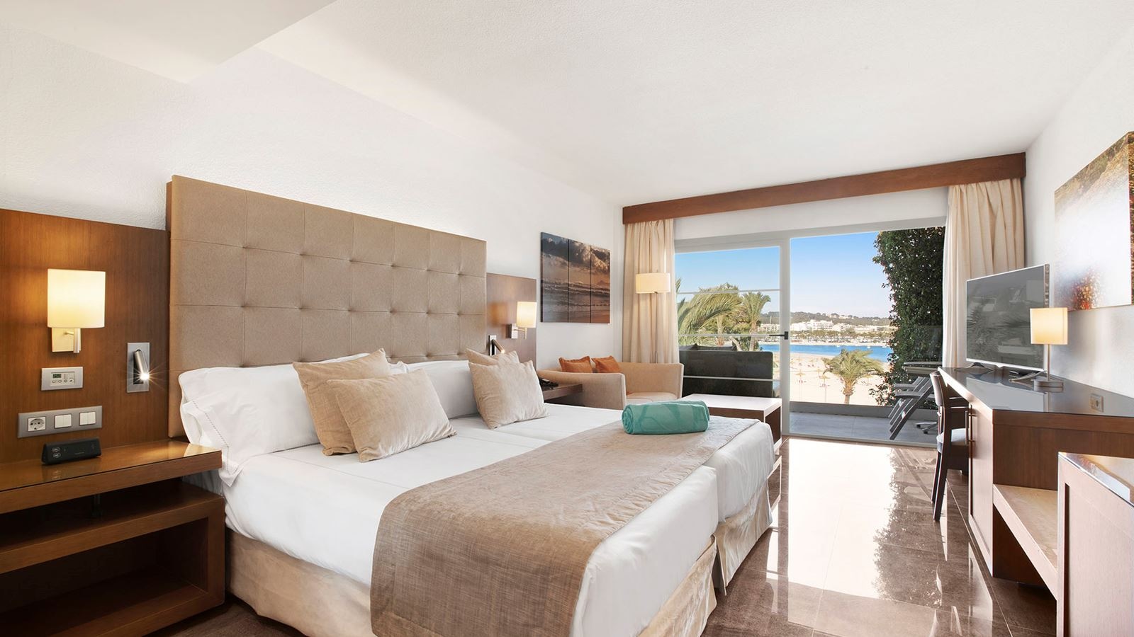 rooms-double-superior-sideseaview-balcony-or-terrace