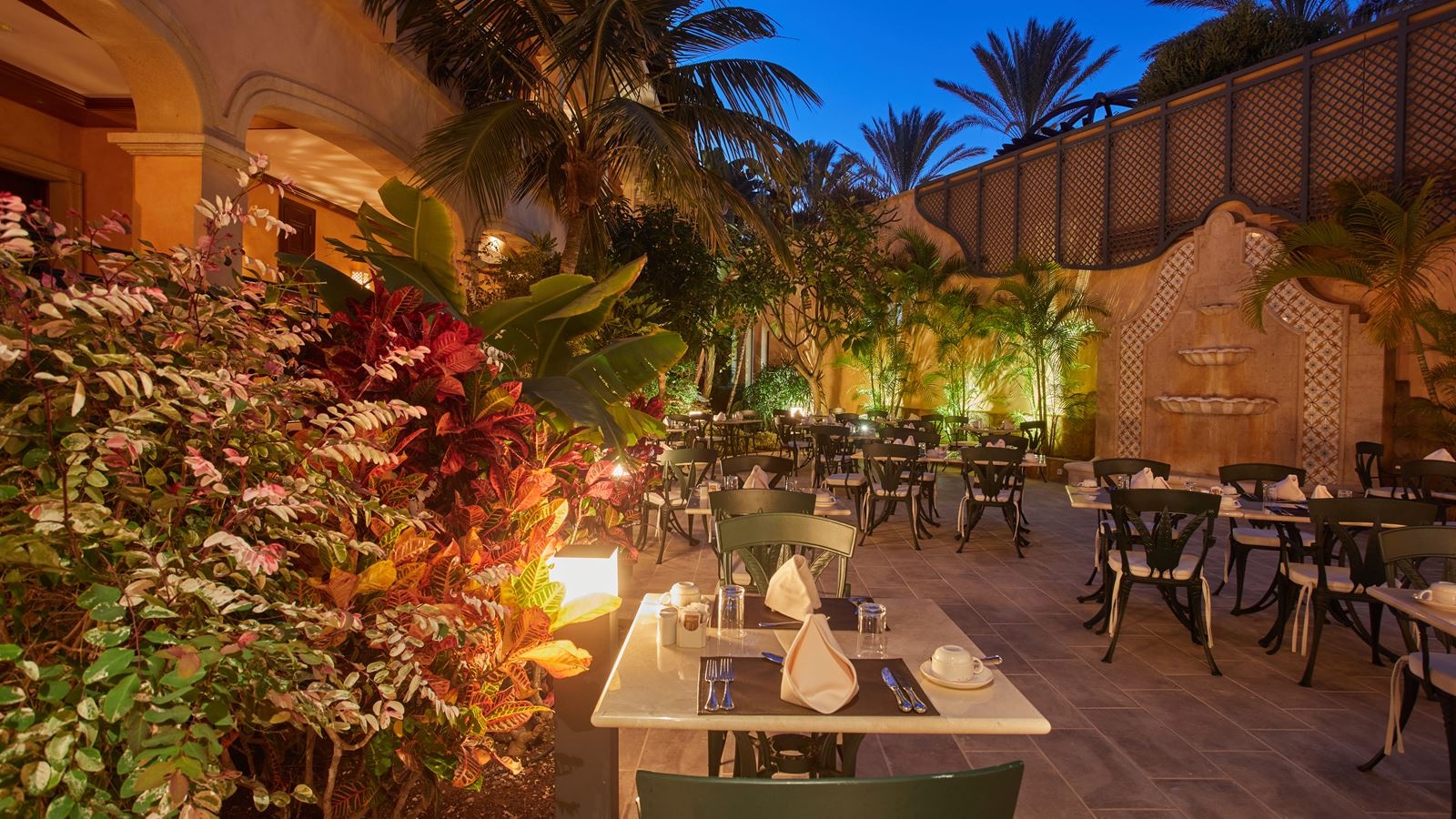 restaurants-market-café