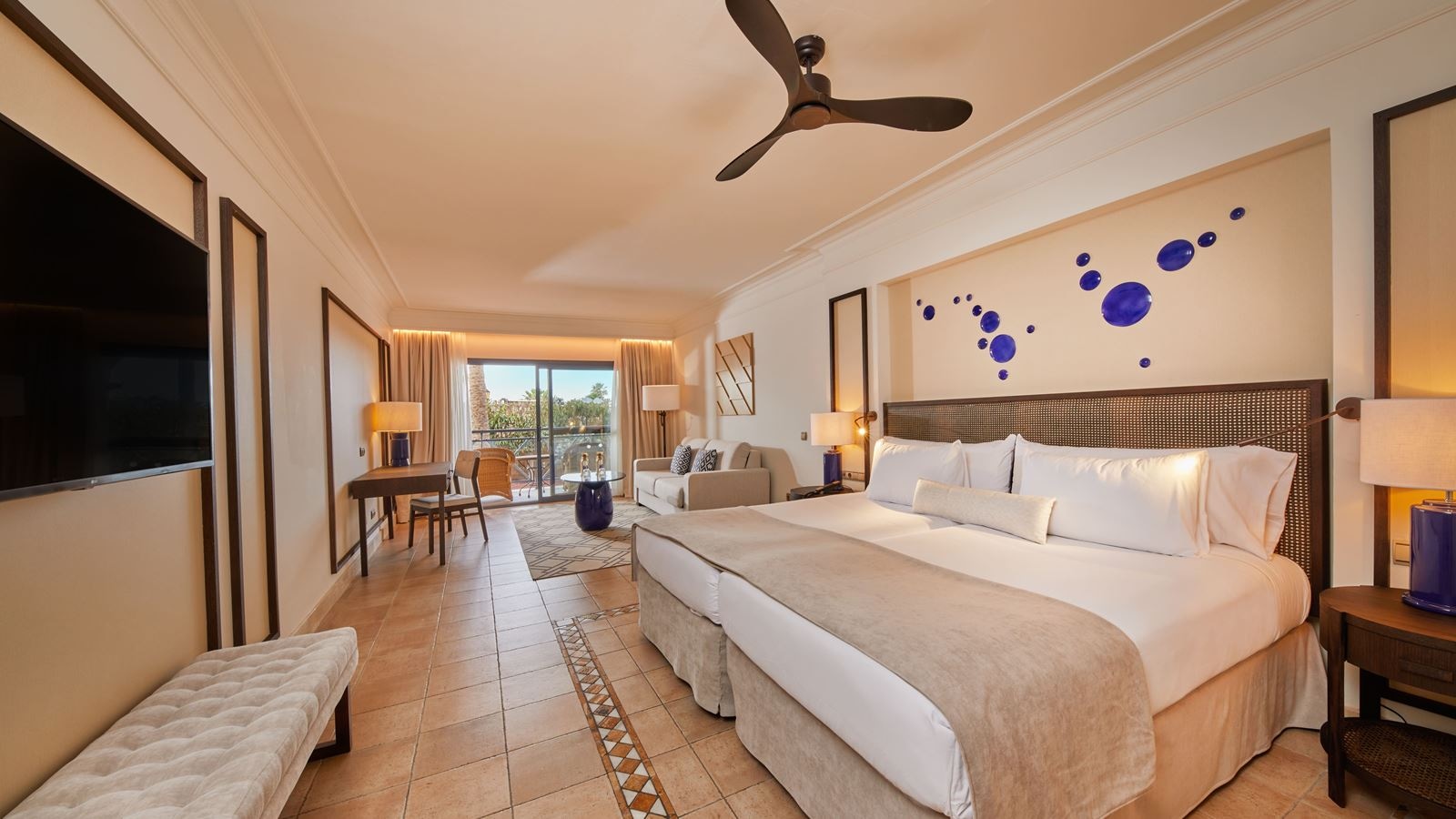 rooms-junior-suite-deluxe-gardenview-balcony-or-terrace