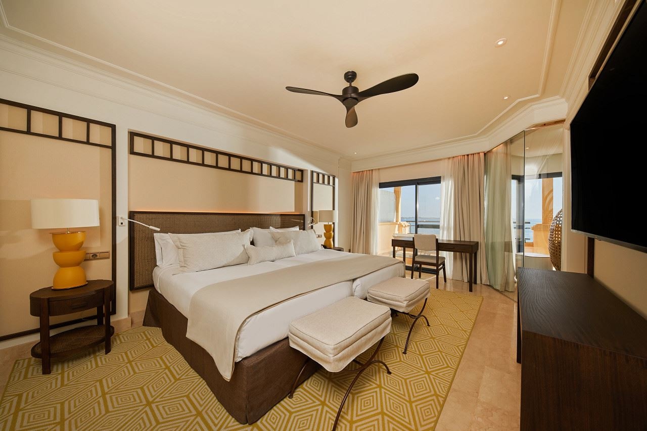 rooms-preferred-club-suite-frontal-ocean-view-balcony-or-terrace