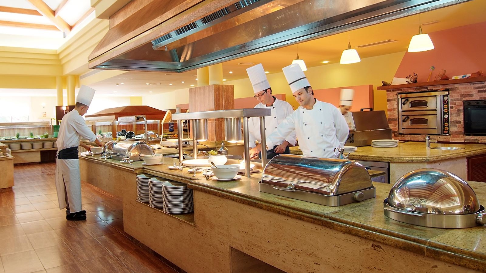 restaurants-caprice-restaurant