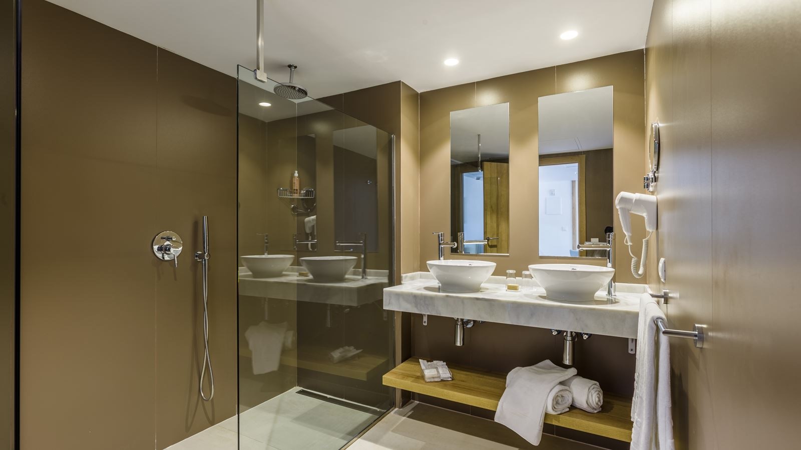 rooms-one-bedroom-suite