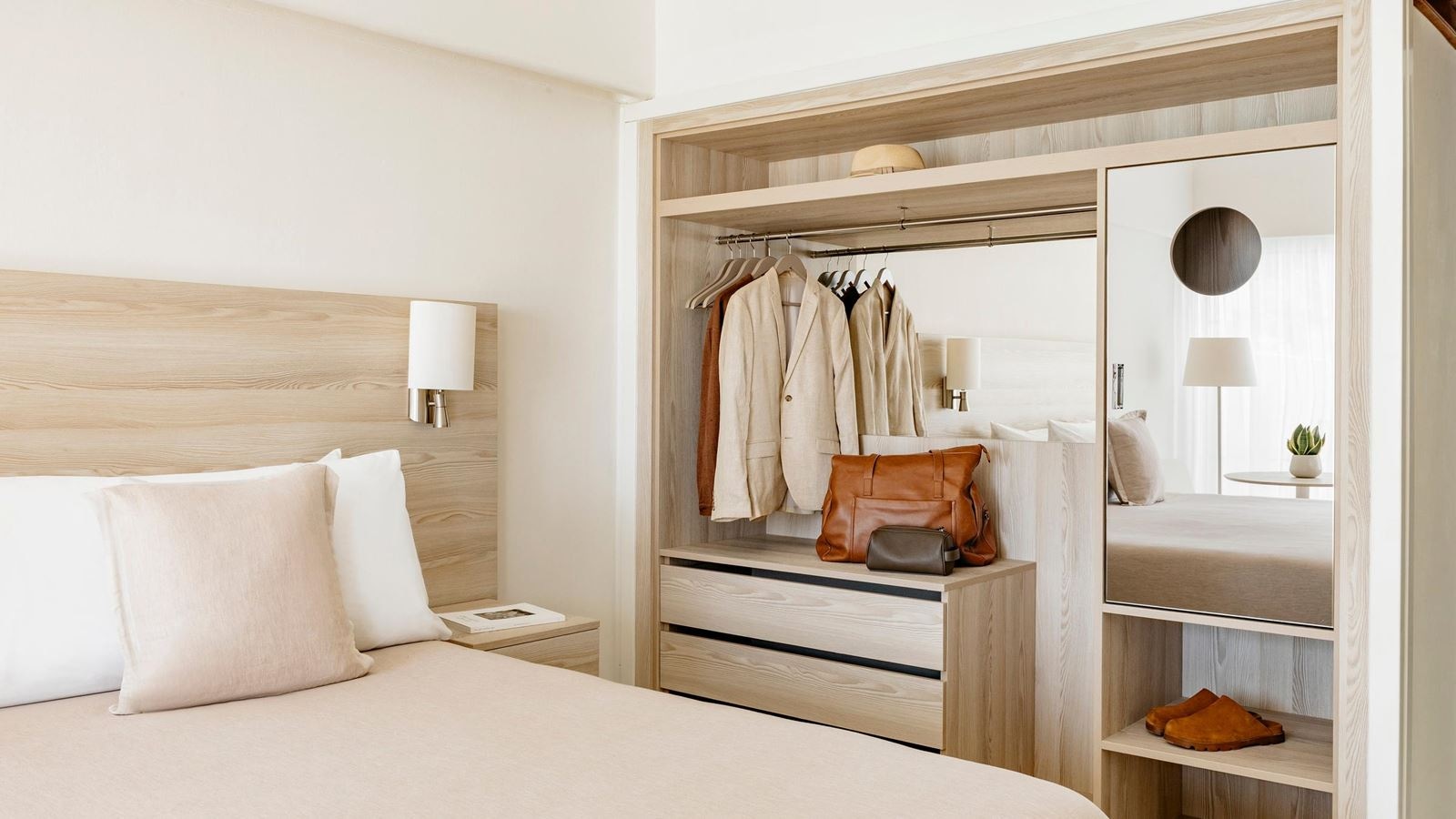 rooms-c2g--double-premium-resort-view