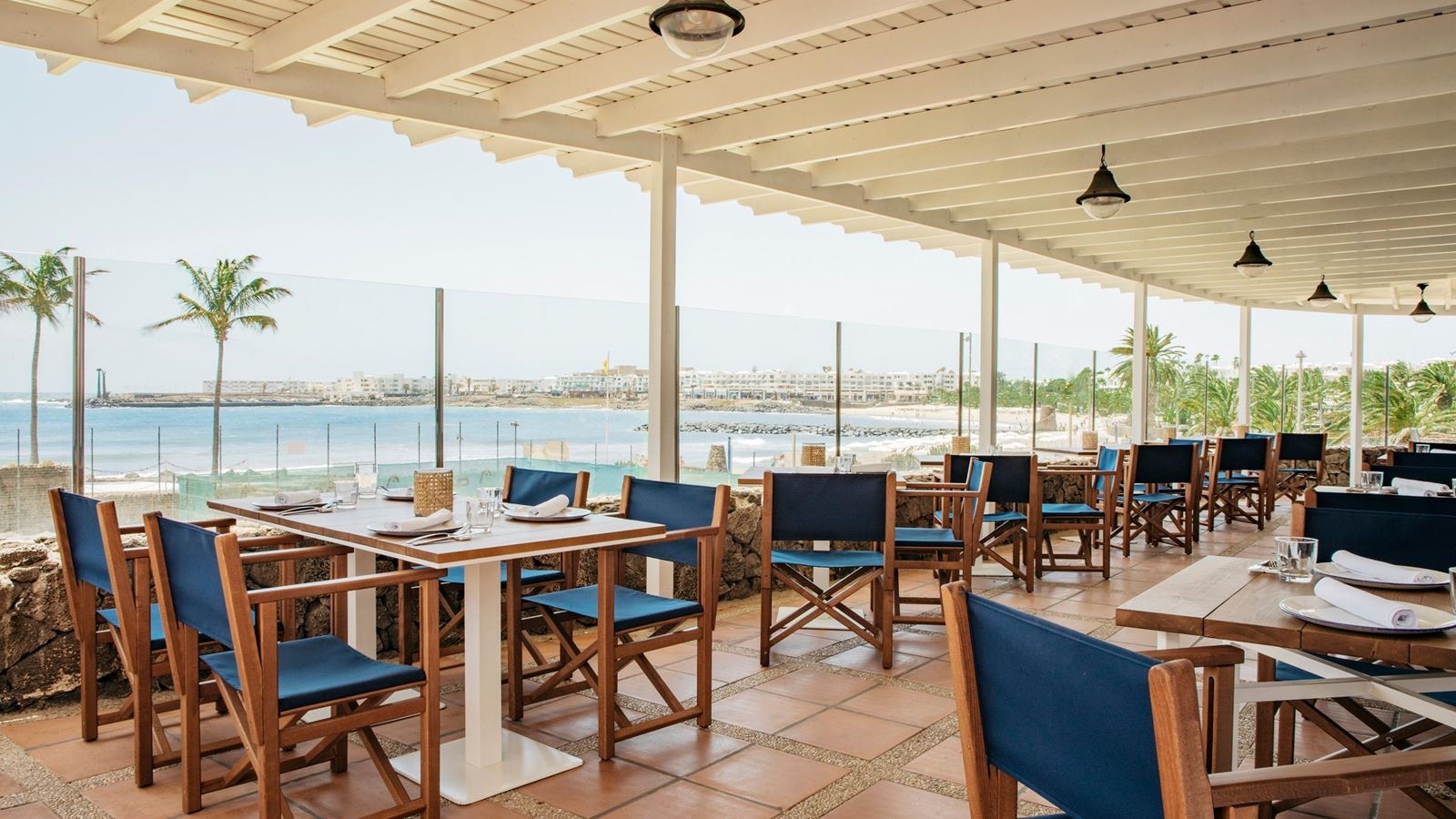 restaurants-la-graciosa-local