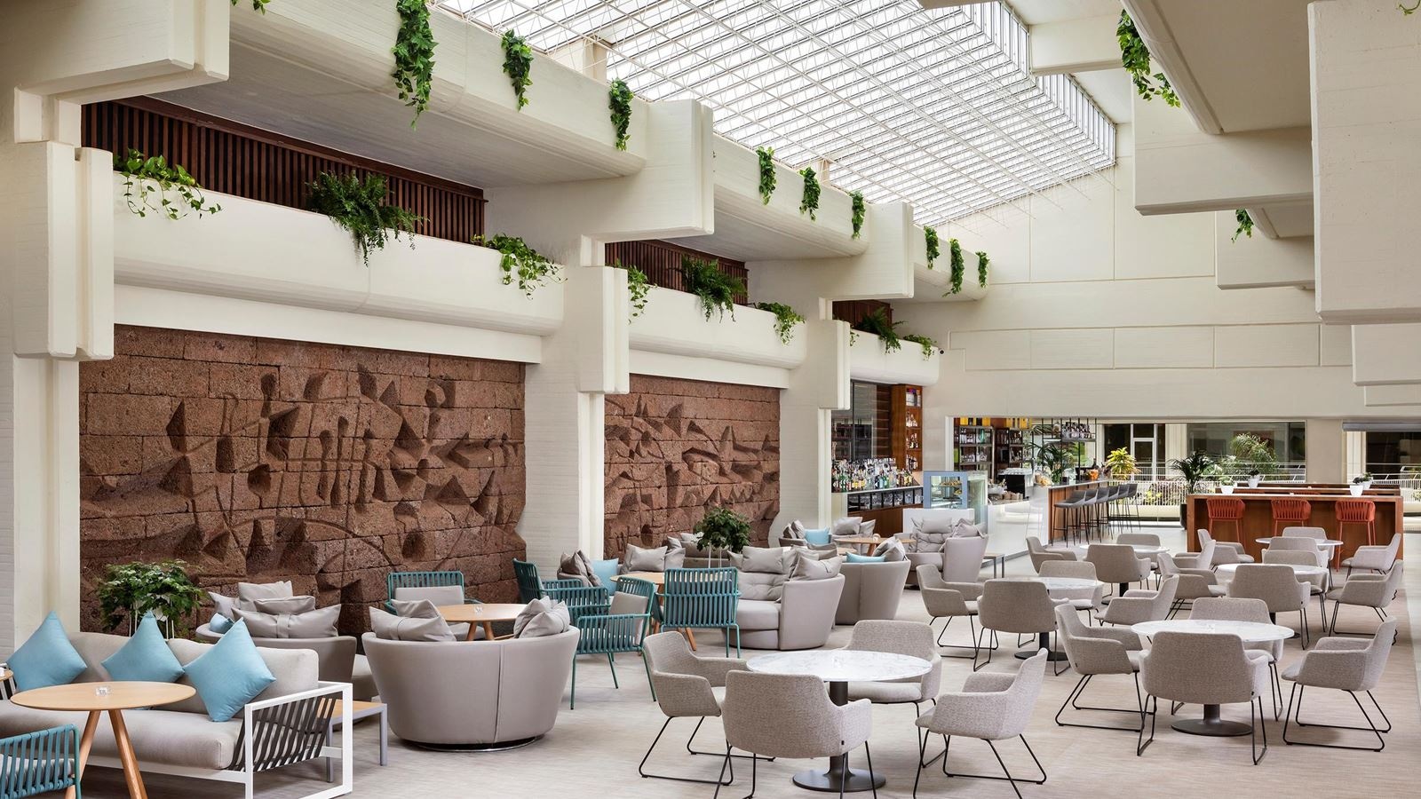 restaurants-ginger-lobby-bar