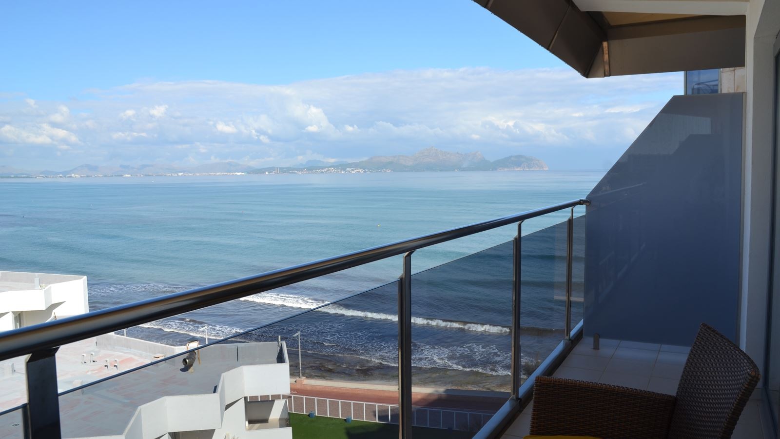 rooms-double-room-lateral-sea-view