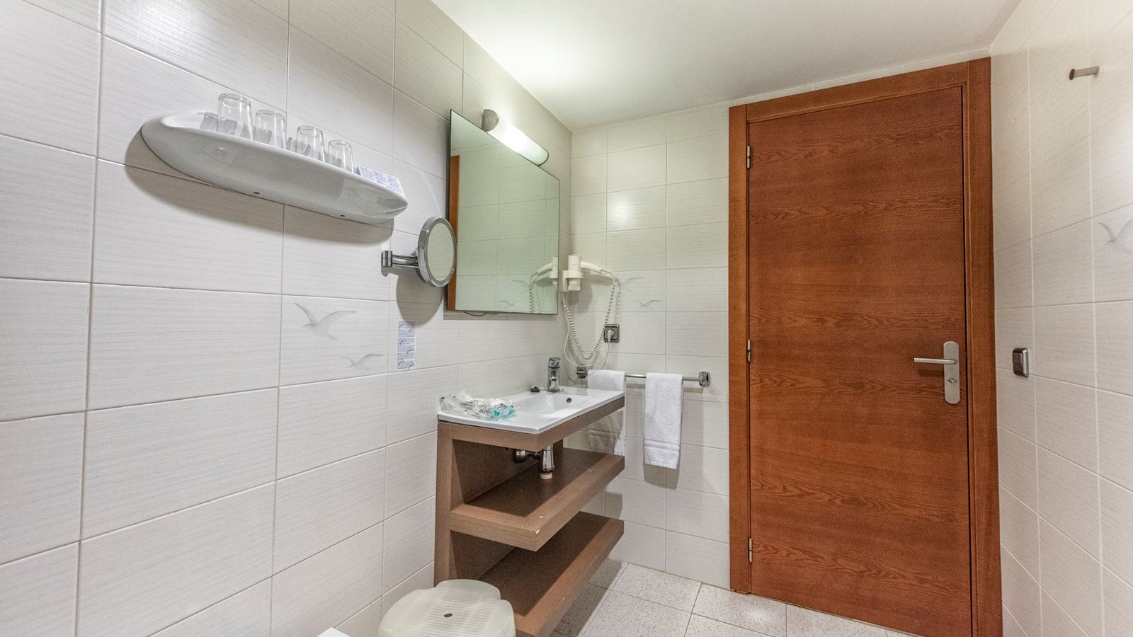 rooms-double-room-lateral-sea-view