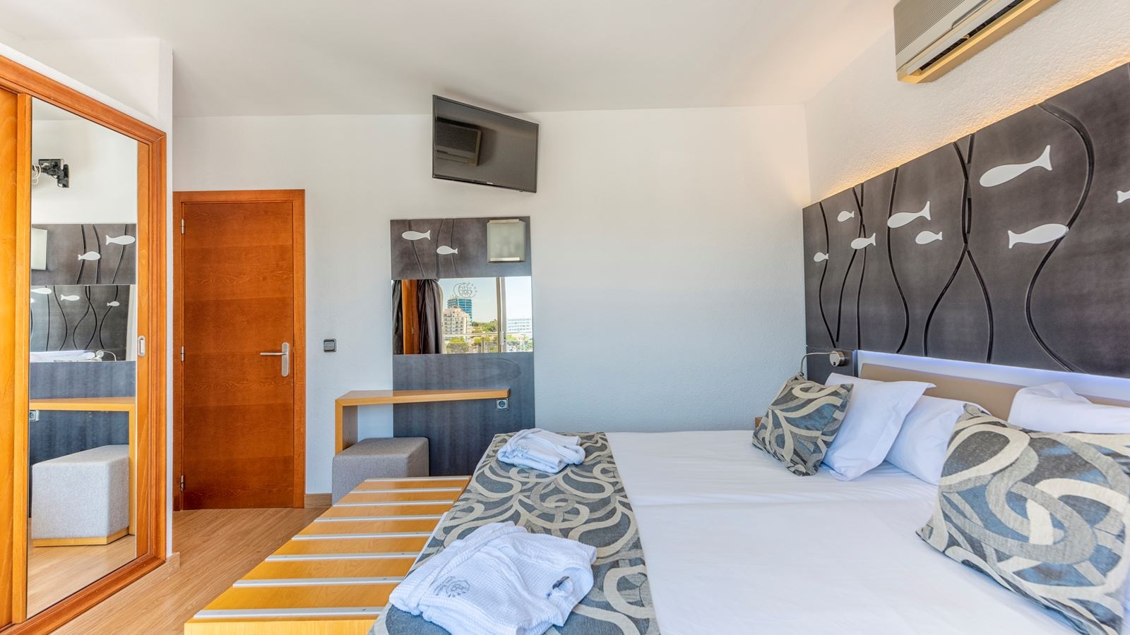 rooms-double-room-sea-view