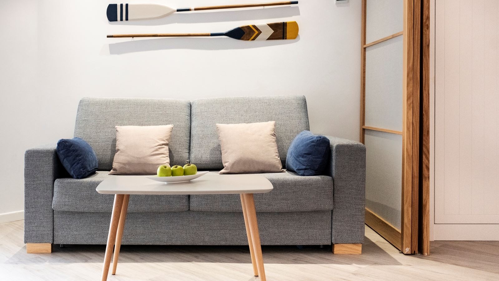 rooms-apartment-lateral-sea-view