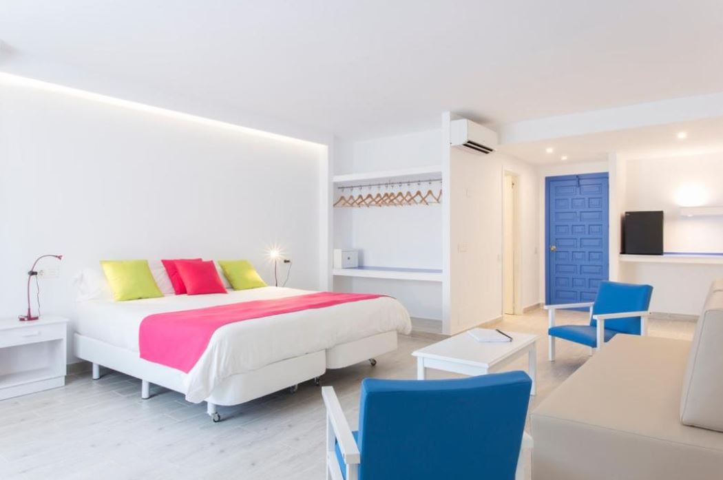 rooms-double-superior-premium-balcony-or-terrace