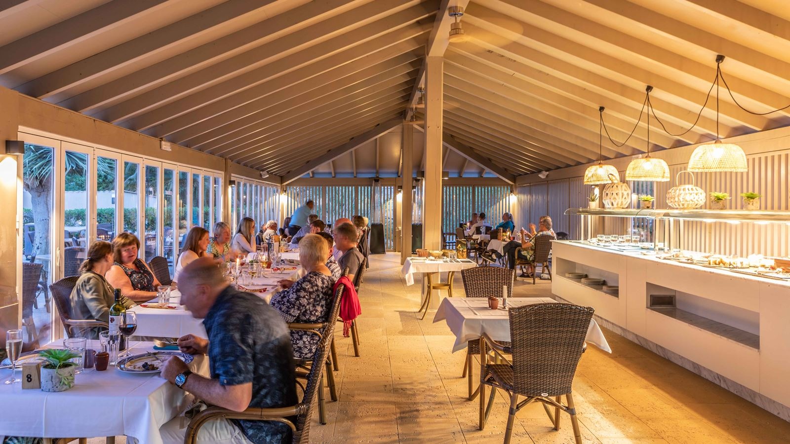 restaurants-restaurants