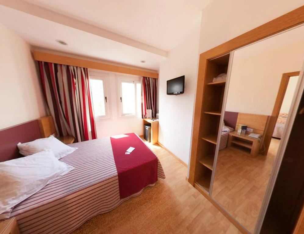 rooms-triple-standard