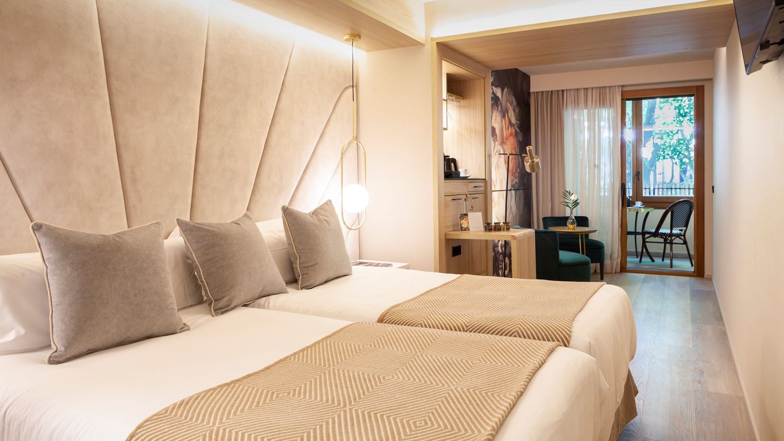 rooms-princess-junior-suite