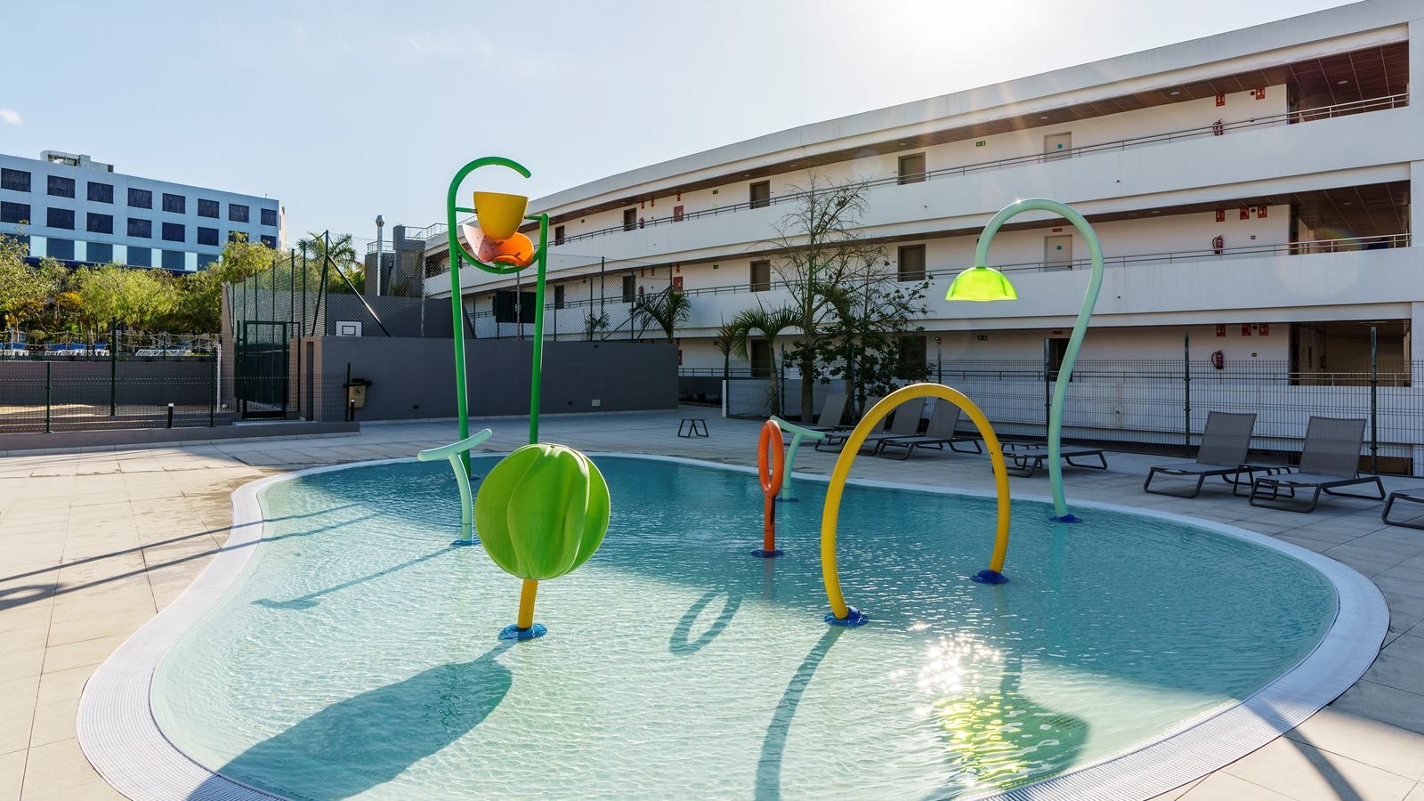 pools-outdoor-childrens-pool