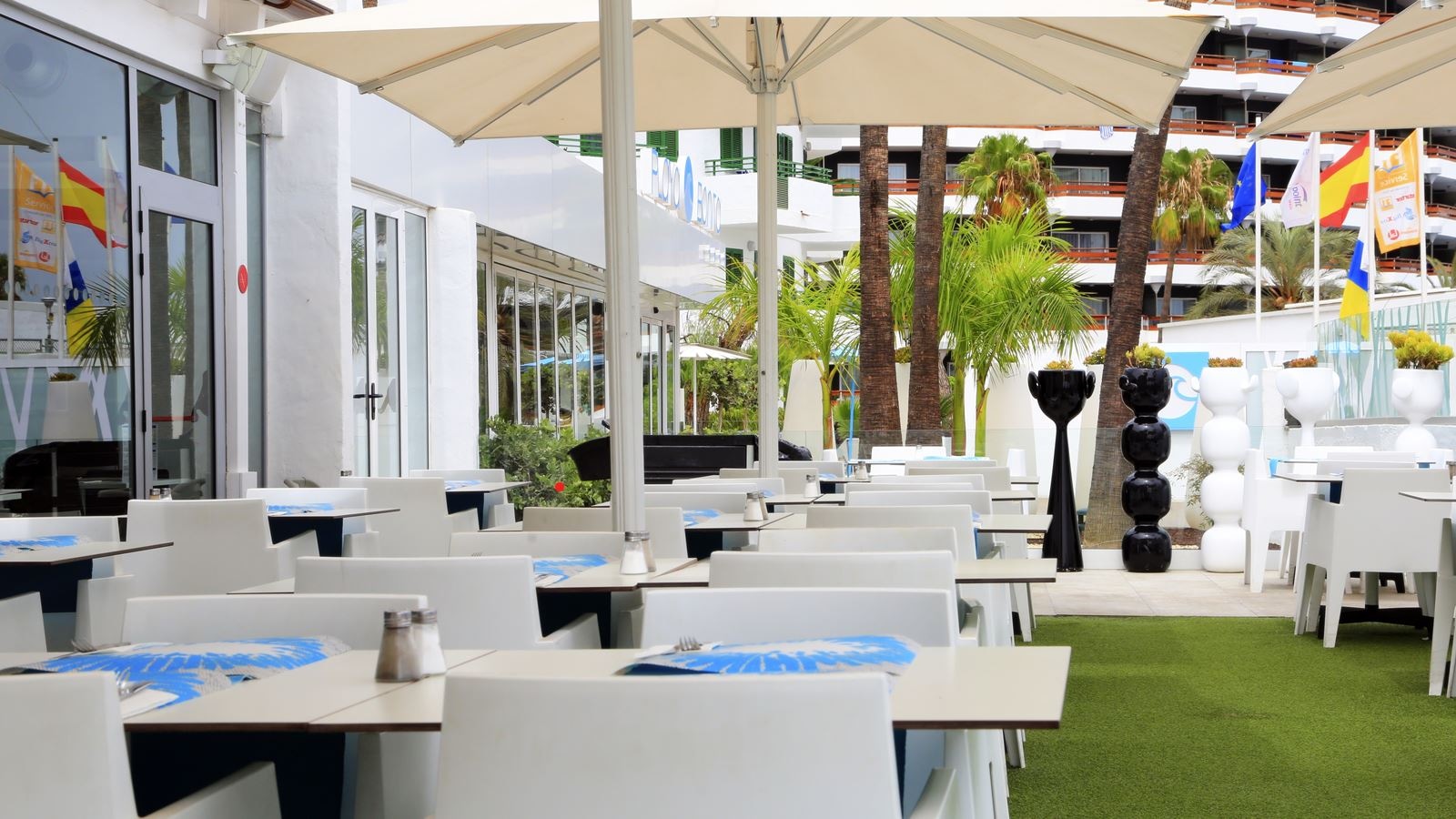 restaurants-beach-lounge