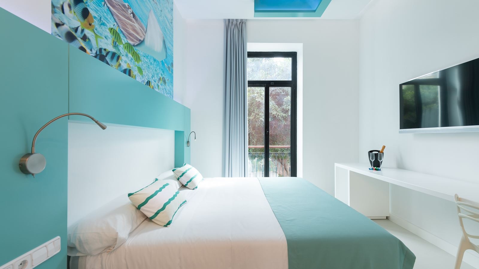 rooms-suite-emblem--sudv