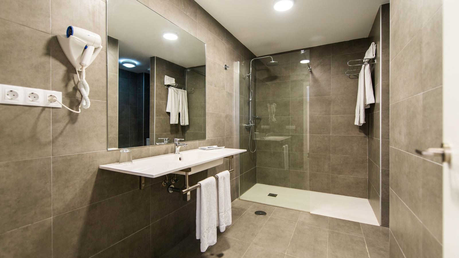 rooms-junior-suite
