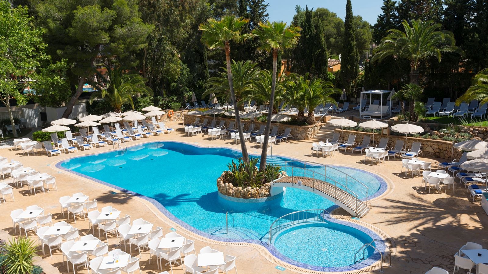 pools-outdoor-pool