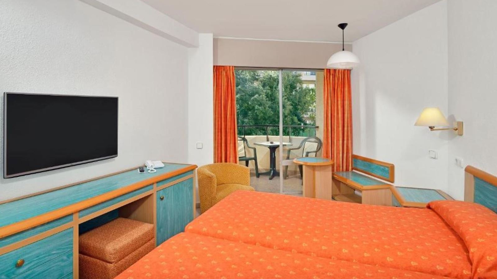 rooms-2-bedroom-standard-apartment