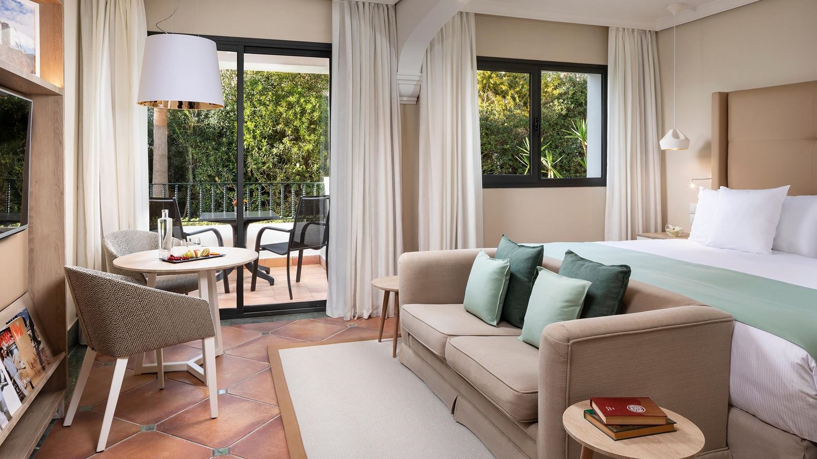 rooms-double-premium-room-balcony-or-terrace