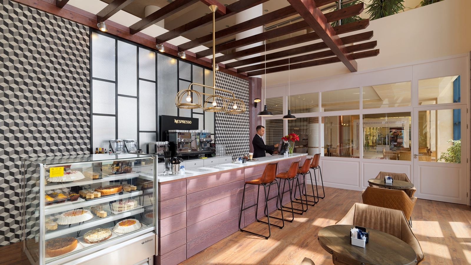 restaurants-mikes-coffee