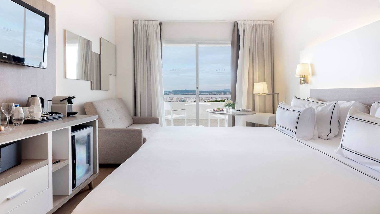 rooms-doublepremium-sea-view