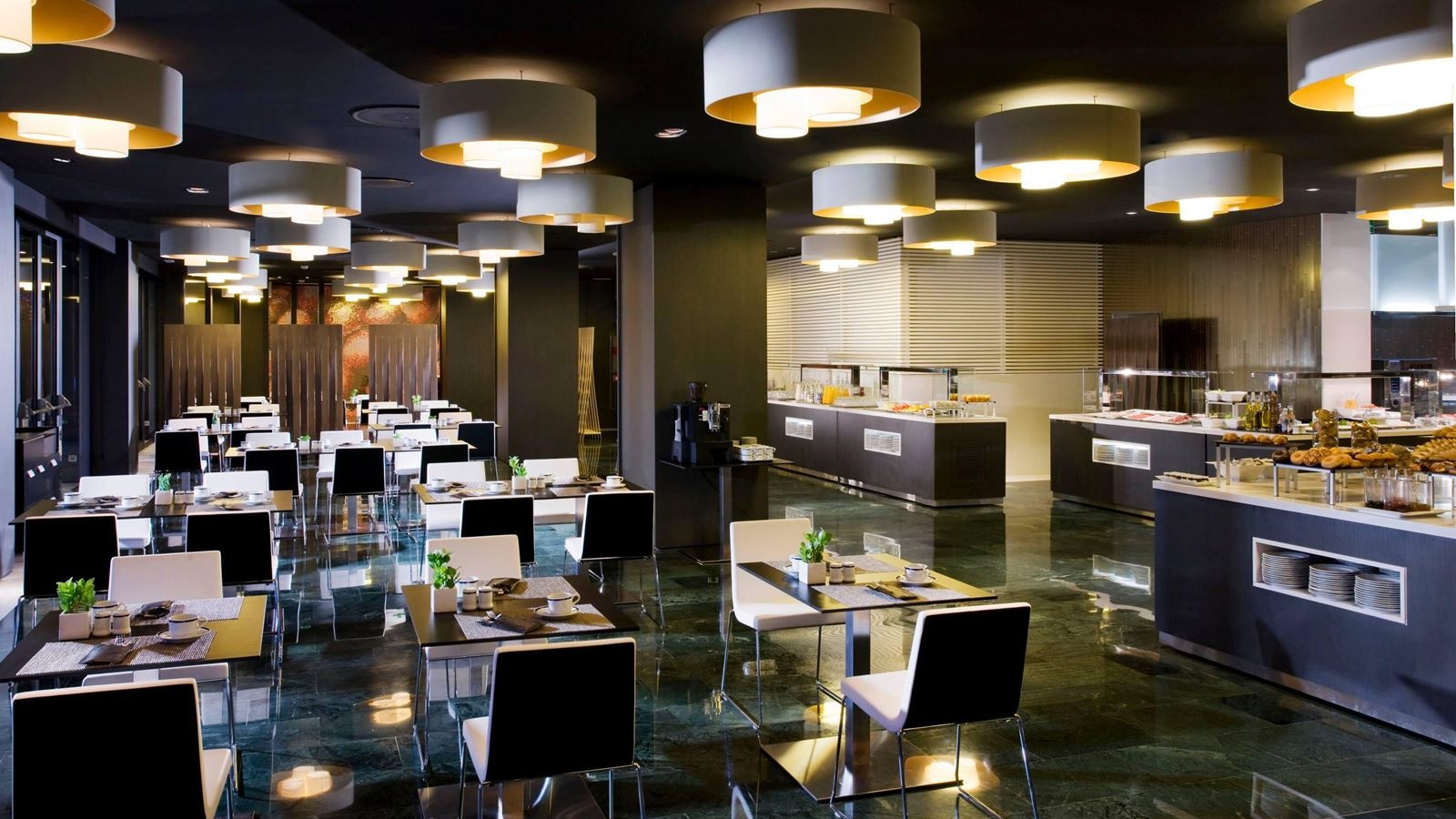 restaurants-main-restaurant