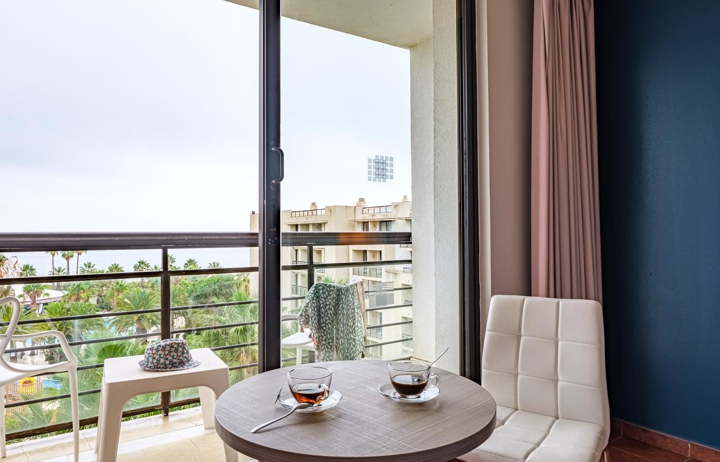 rooms-tv--studio-sea-view-with-terrace