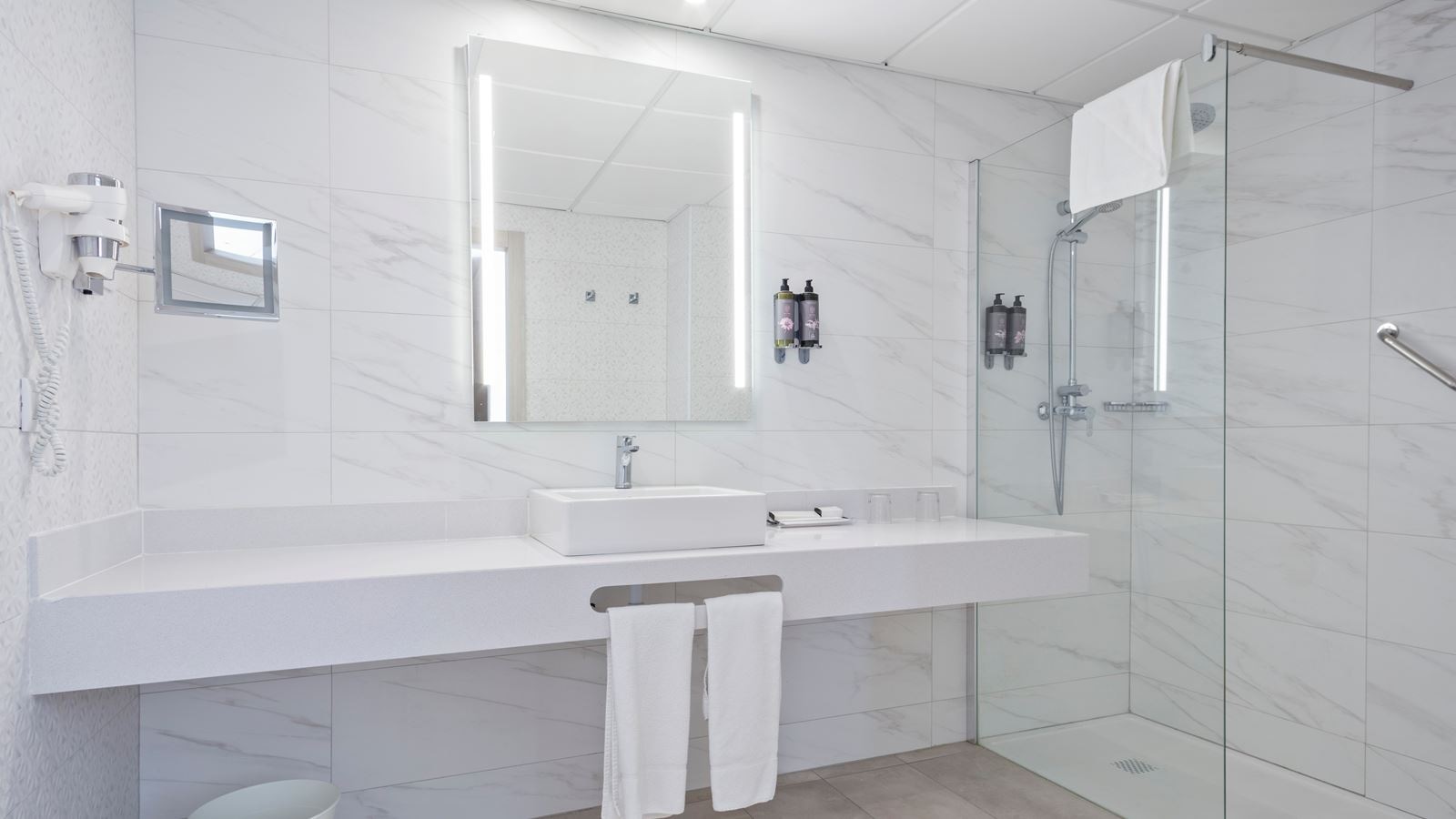 rooms-double-standard-sea-view-with-balcony-or-terrace