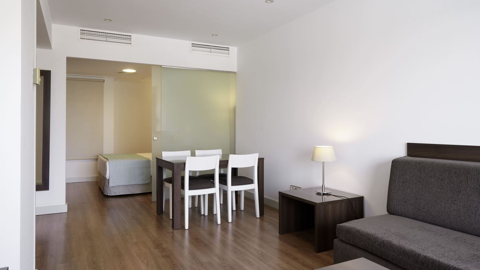 rooms-junior-suite-sea-view-balcony-or-terrace