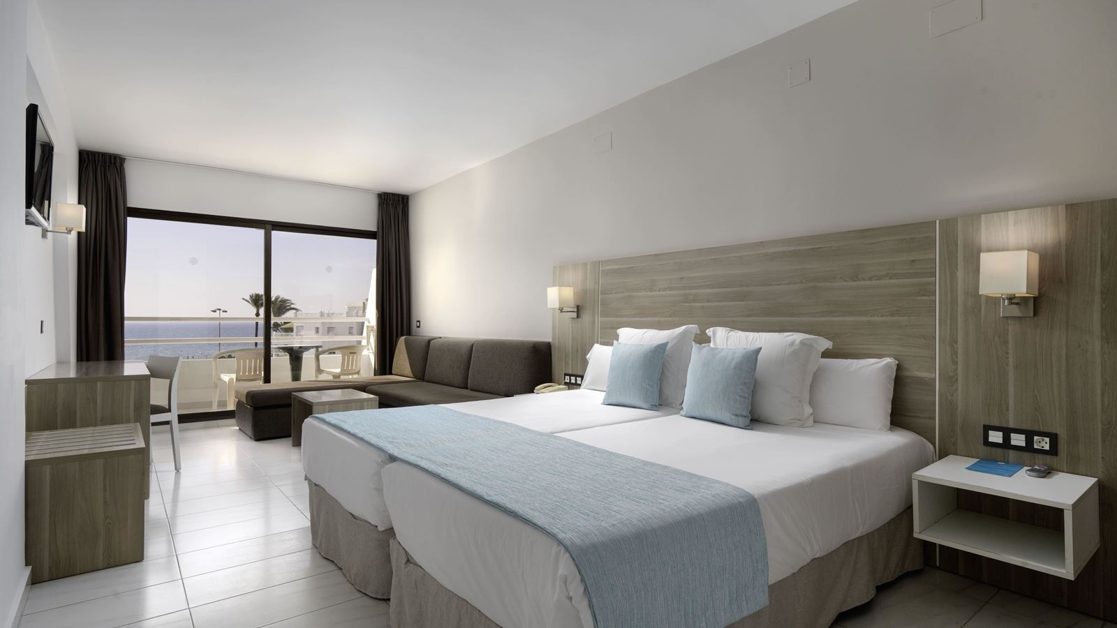 rooms-double-room-sea-view-balcony-or-terrace