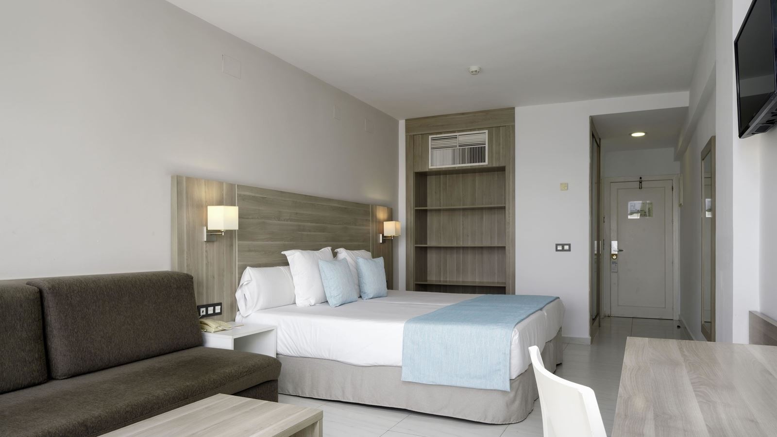 rooms-double-room-sea-view-balcony-or-terrace