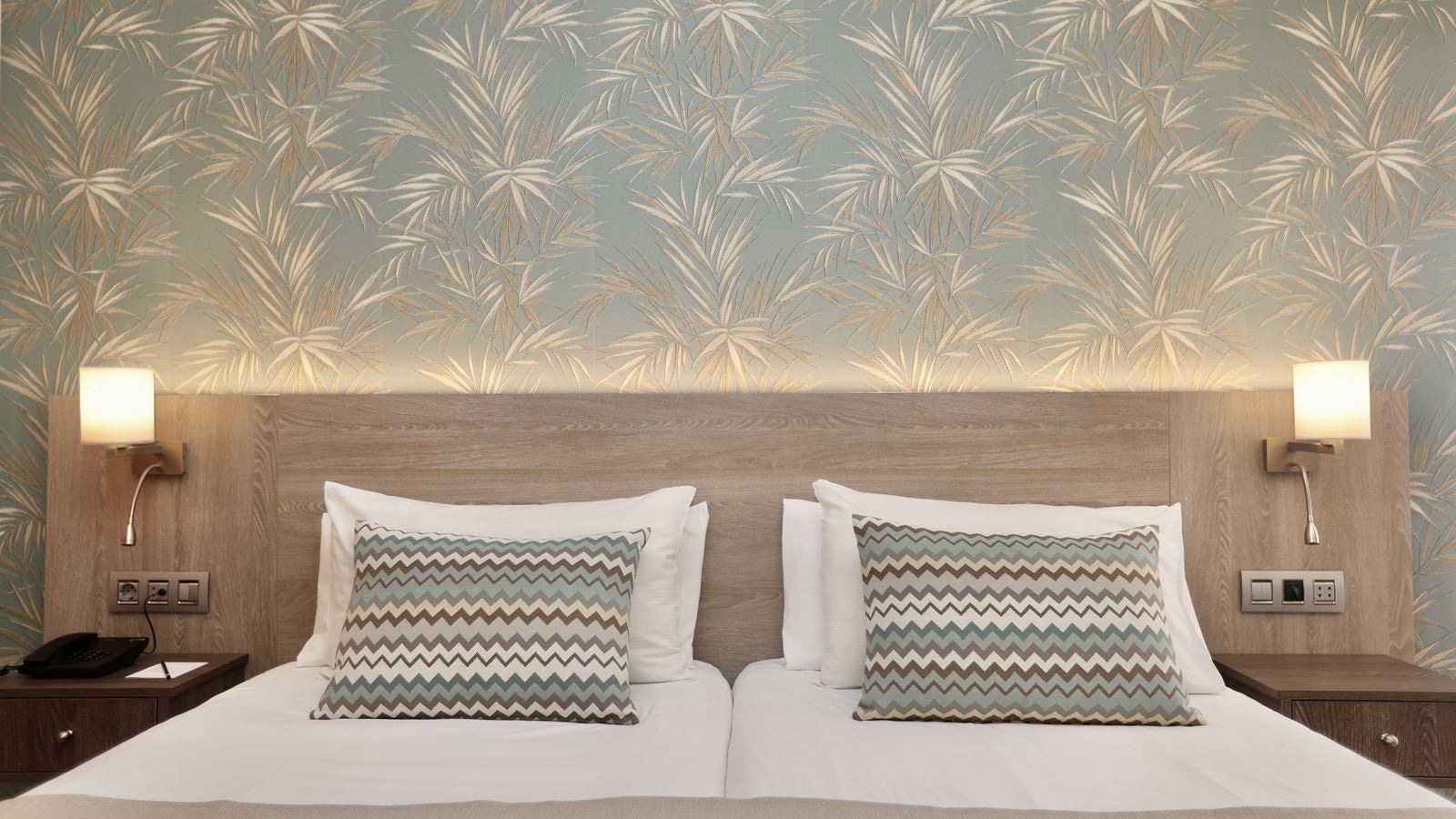 rooms-double-standard-room-sea-view-with-balcony-or-terrace