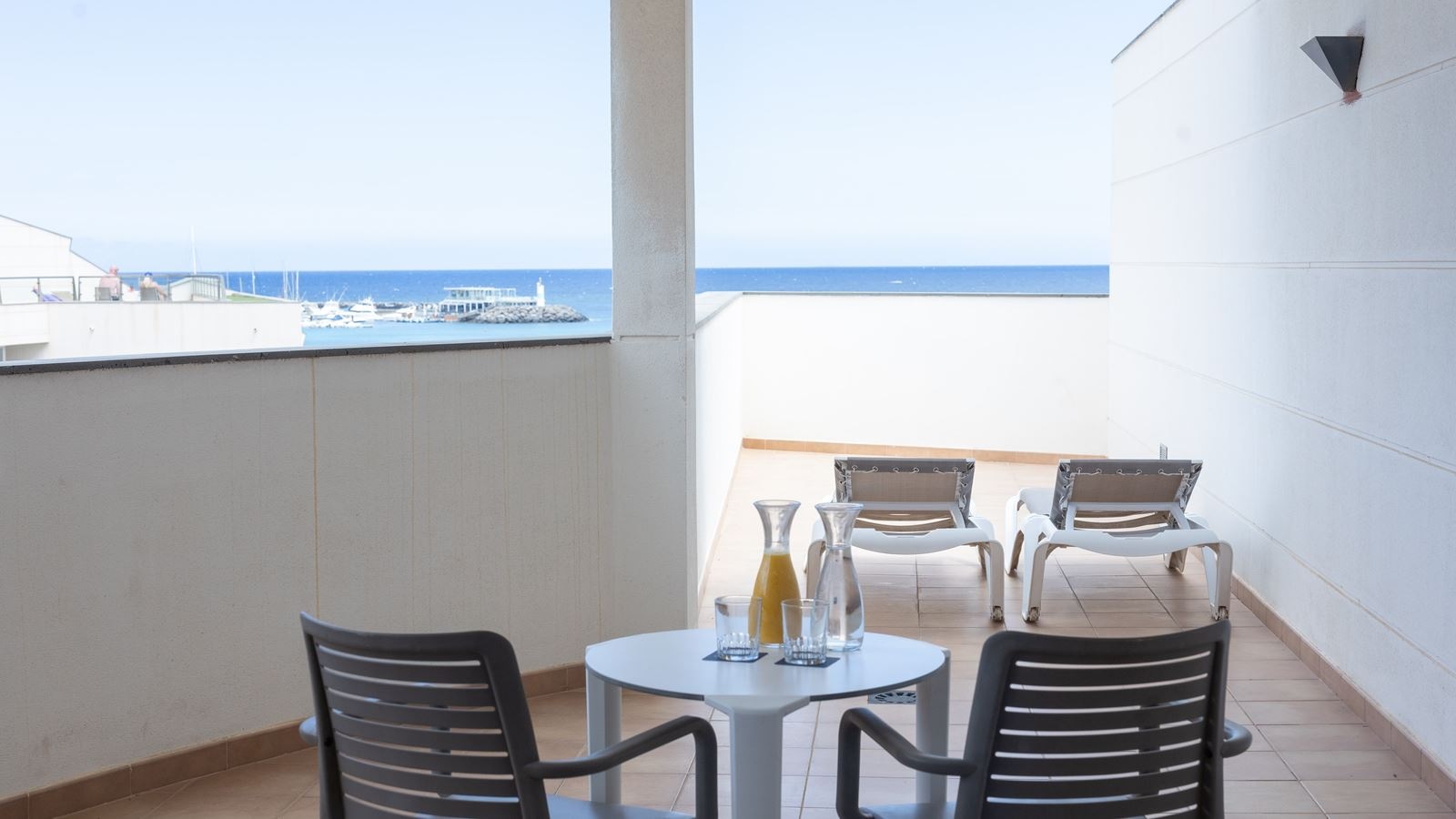 rooms-suite-superior-with-terrace