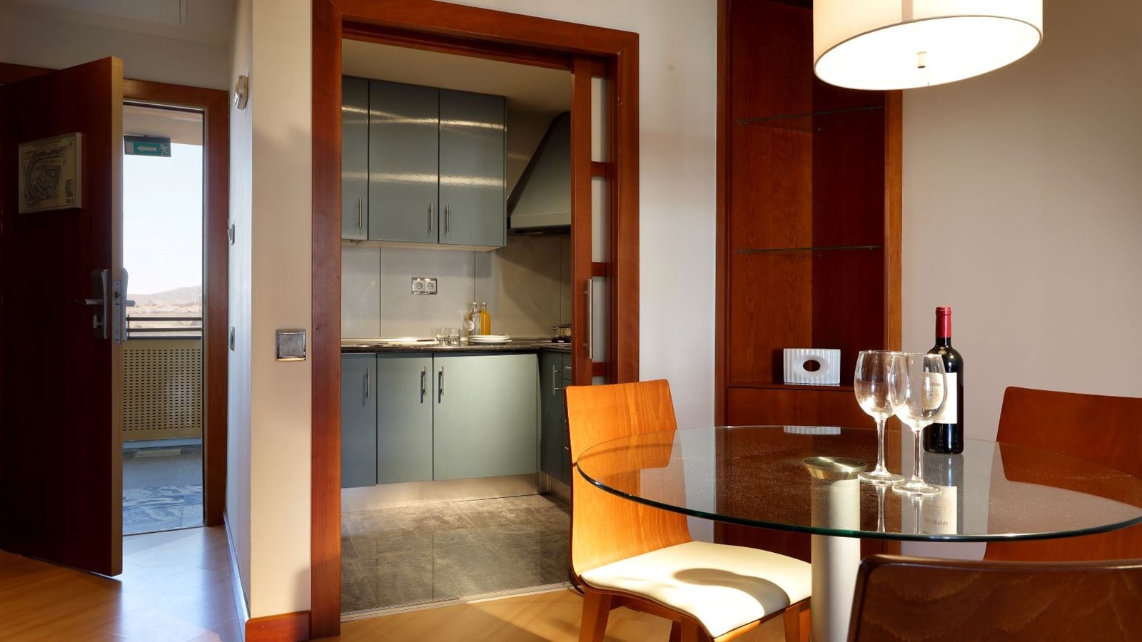 rooms-junior-suite-lateral-sea-view-with-balcony-junior-suite-sea-view