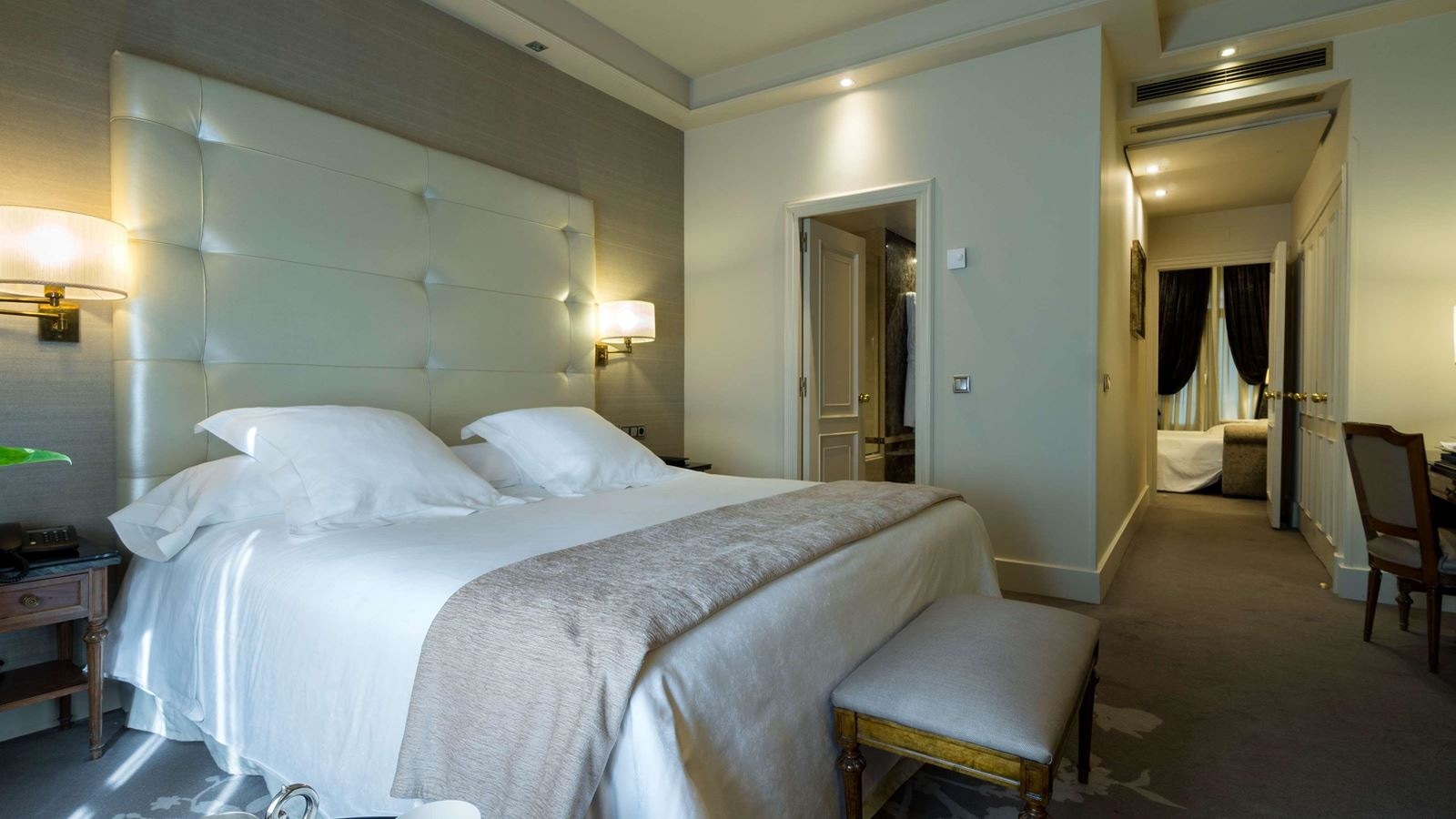 rooms-single-superior-with-terrace