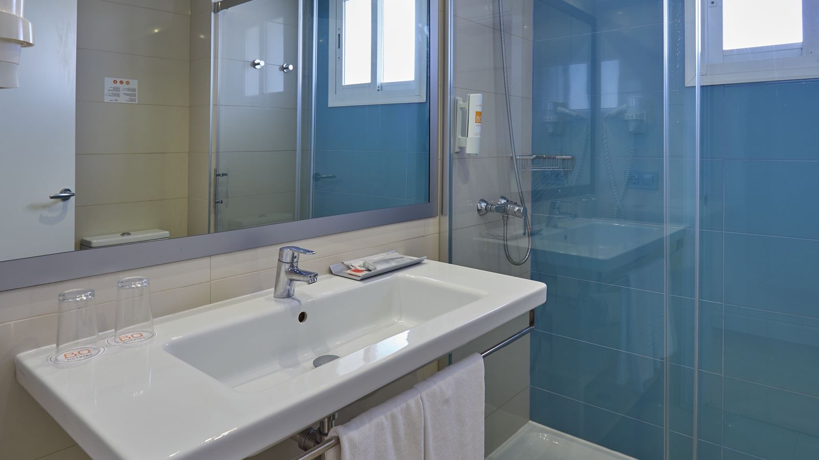 rooms-db--double-room-standard-balcony-or-terrace