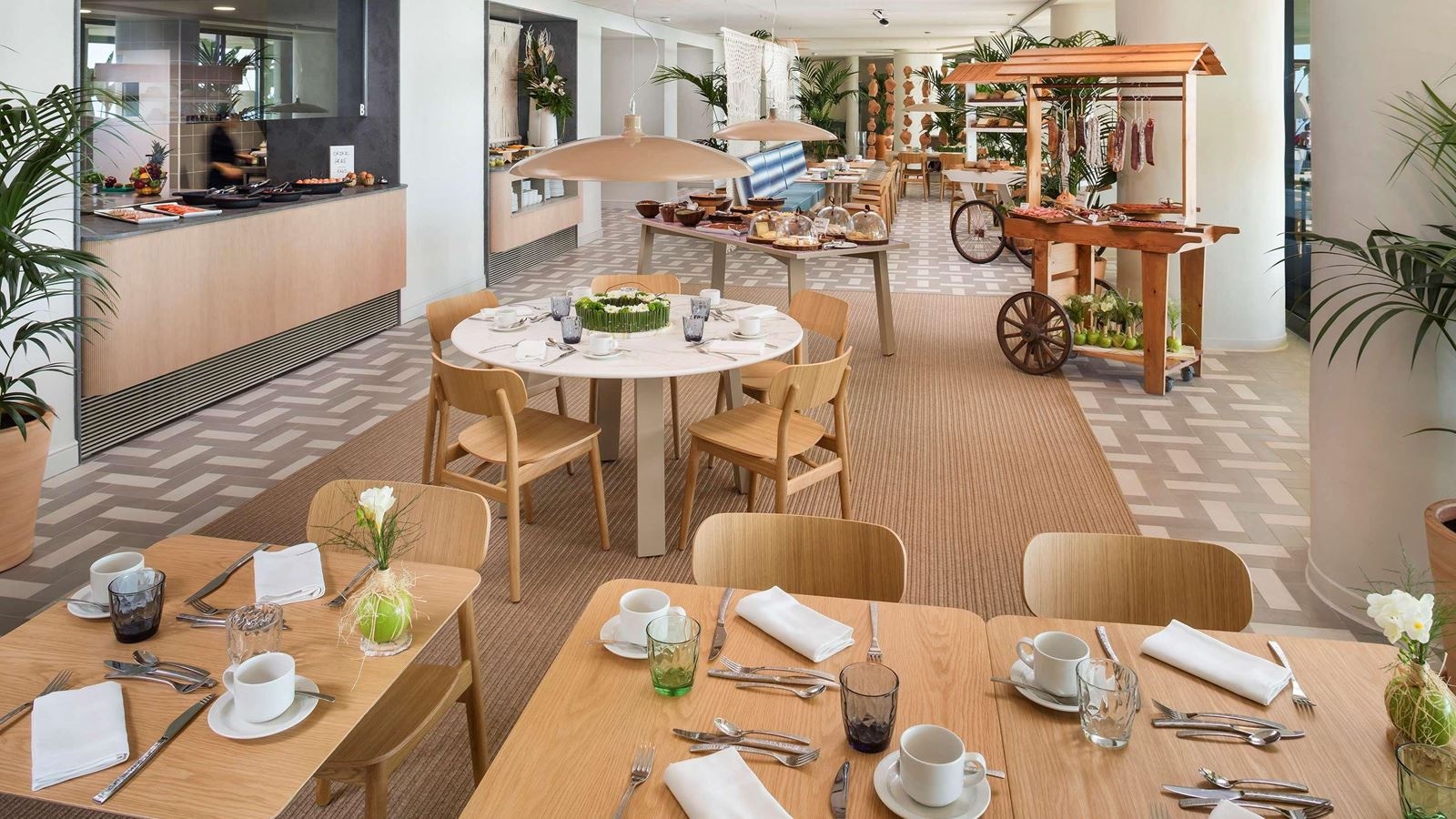 restaurants-restaurants