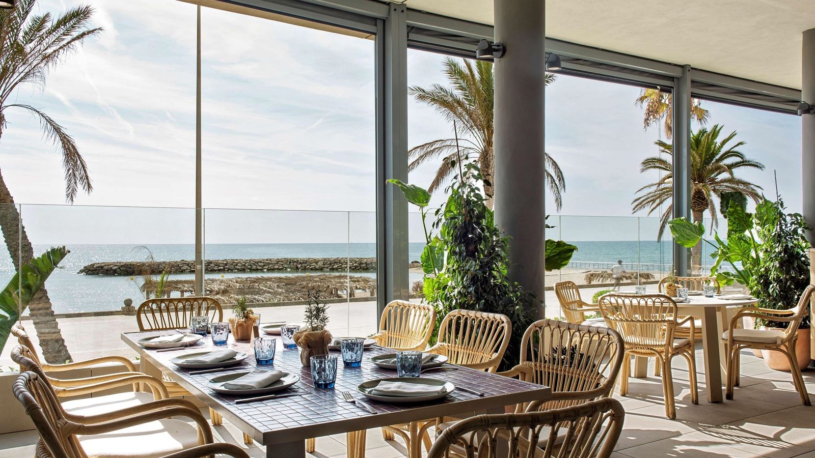 restaurants-restaurants