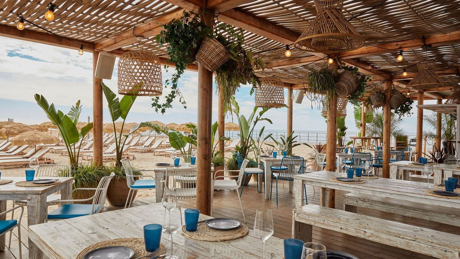 restaurants-restaurants