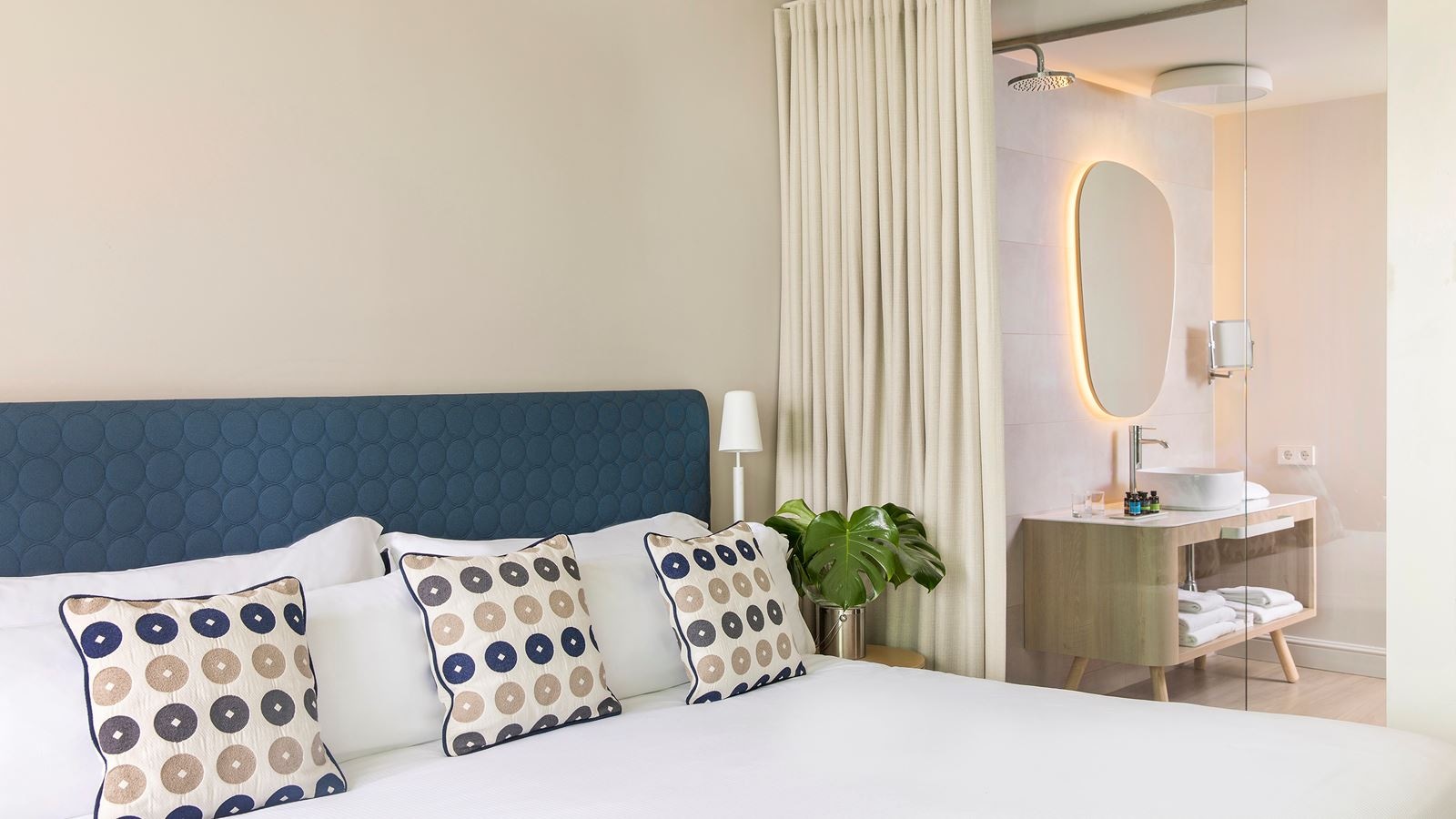 rooms-suite-superior-sea-view