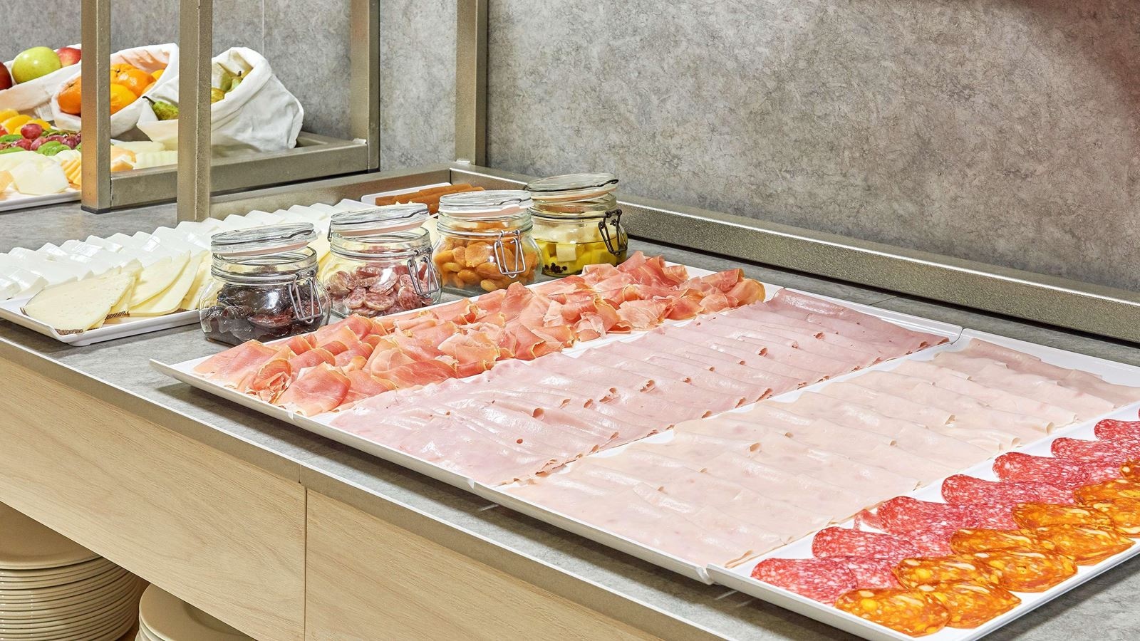 restaurants-restaurants