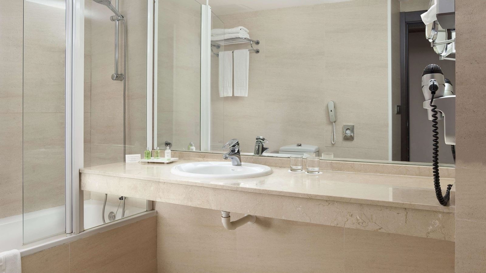 rooms-double-with-views