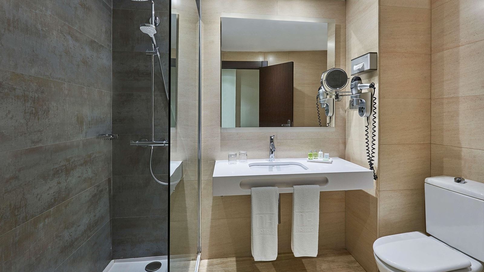 rooms-double-with-views