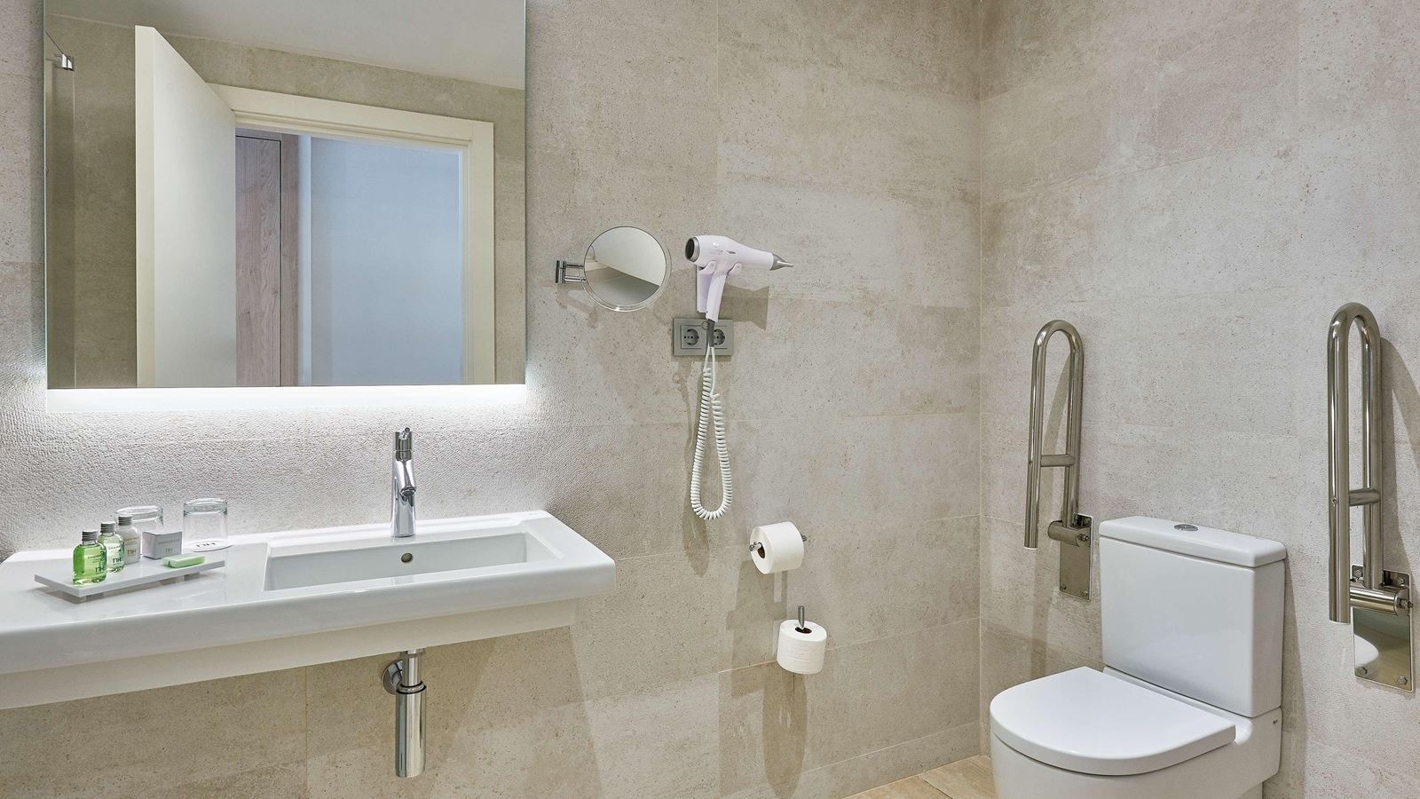 rooms-double-with-views