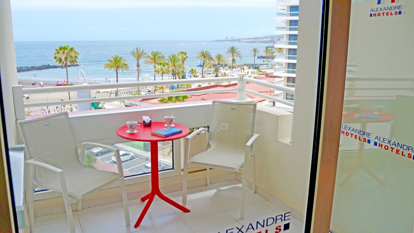 rooms-club-alexandre-sea-view-balcony-or-terrace