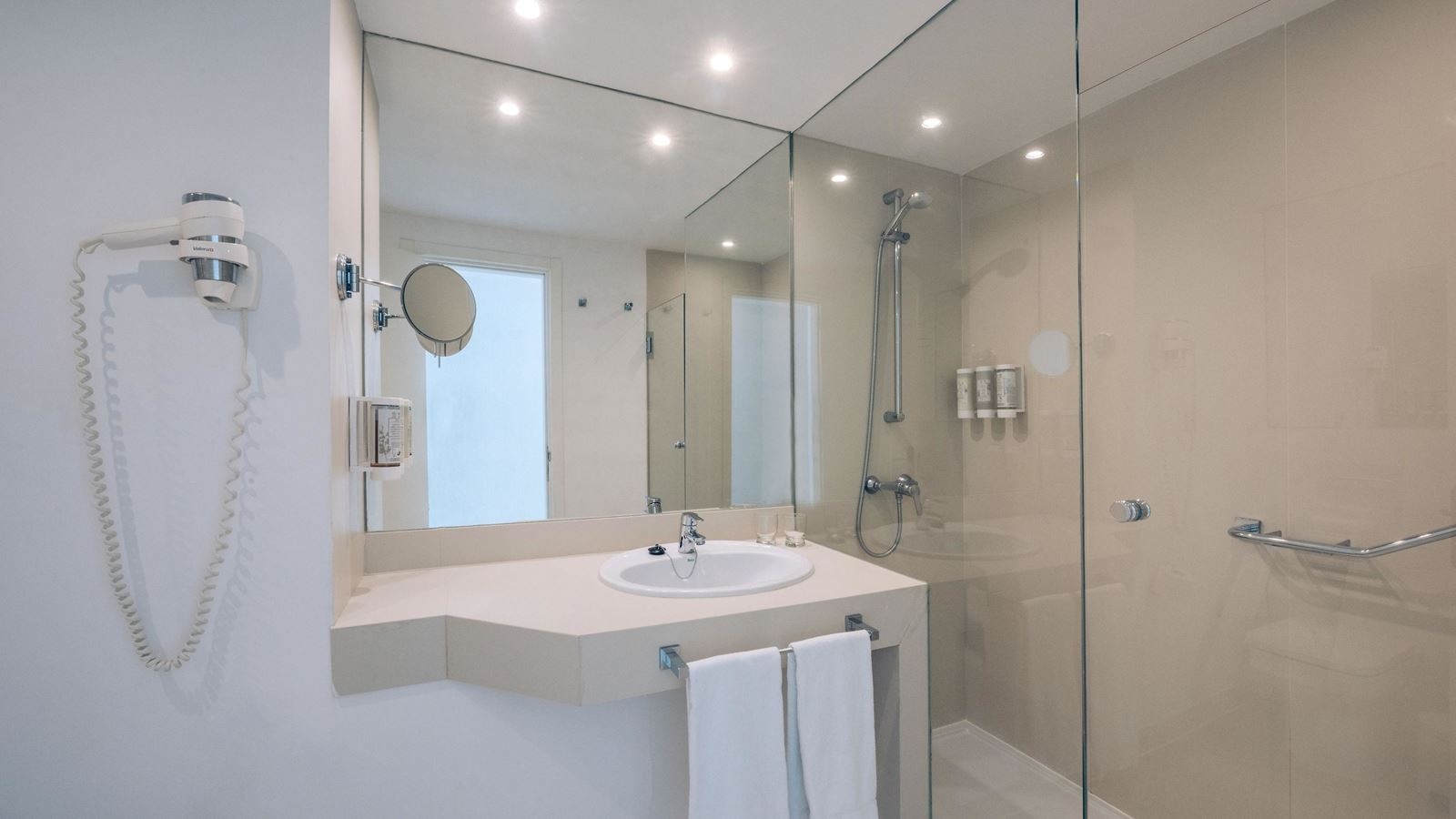 rooms-double-interconnecting