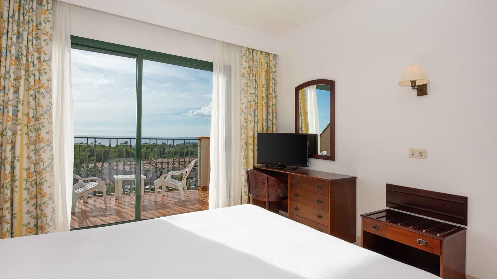 rooms-dm--double-room-sea-view-balcony-or-terrace