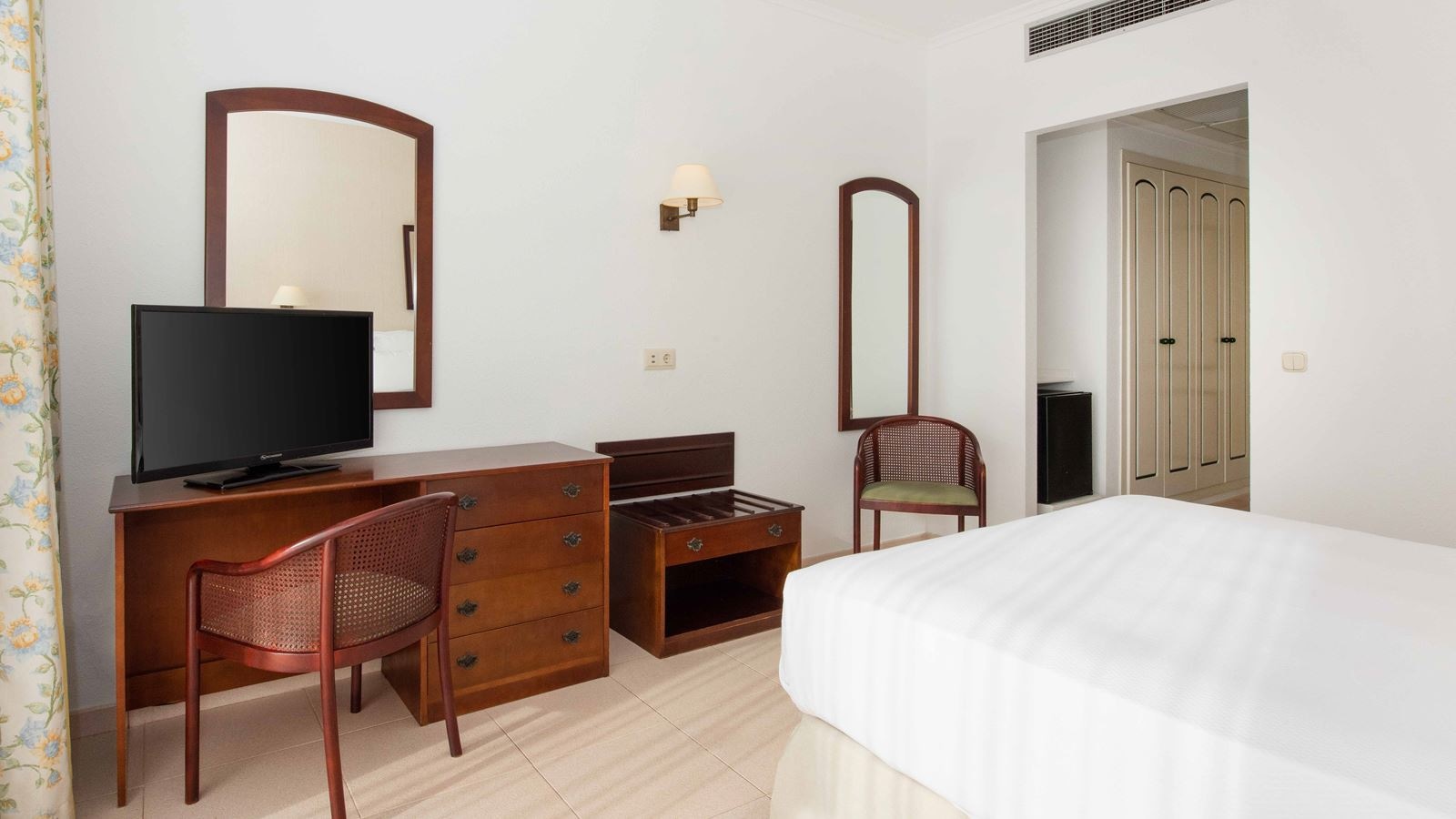 rooms-dm--double-room-sea-view-balcony-or-terrace