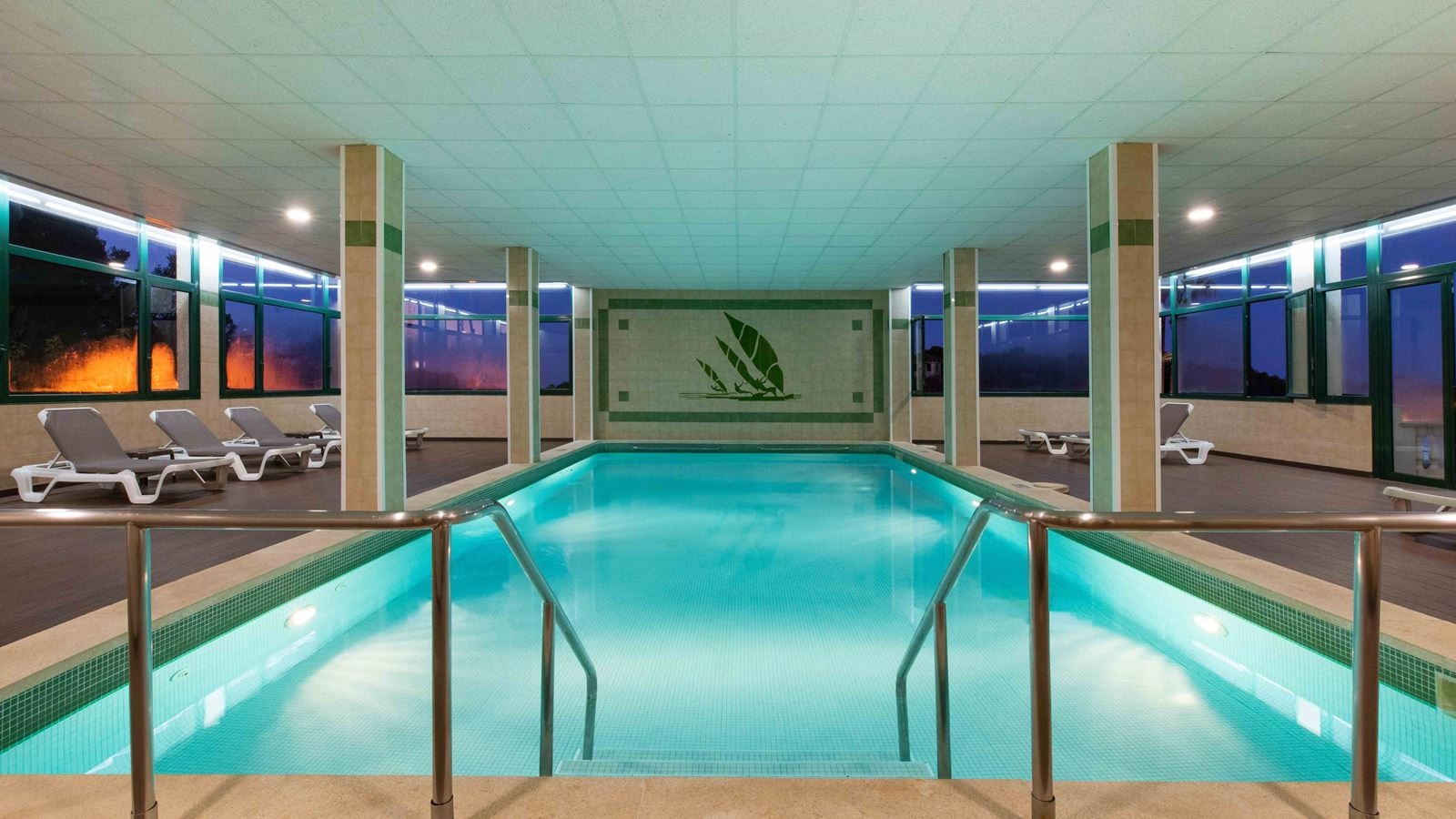 pools-indoor-pool